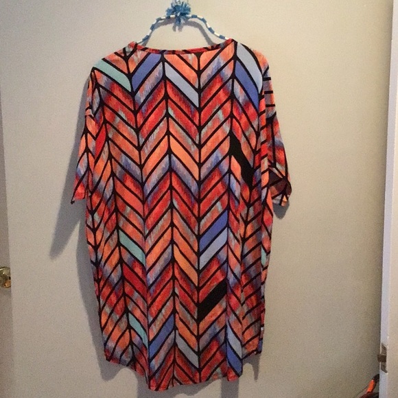 LuLaRoe Short Sleeve Orange/Black Tunic XS Long Back - Picture 3 of 3